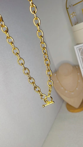 Natalia choker