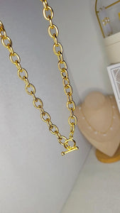 Natalia choker